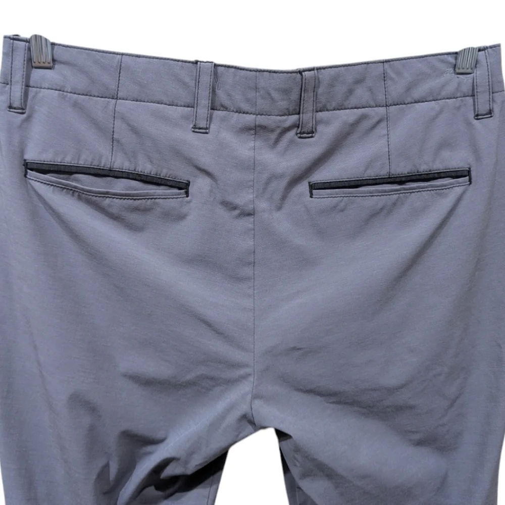 Tommy Bahama Light Grey Athleisure Island Golf Pants (32x34)